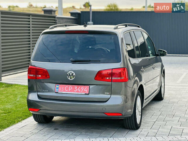 Серый Фольксваген Туран, объемом двигателя 1.6 л и пробегом 232 тыс. км за 11250 $, фото 9 на Automoto.ua