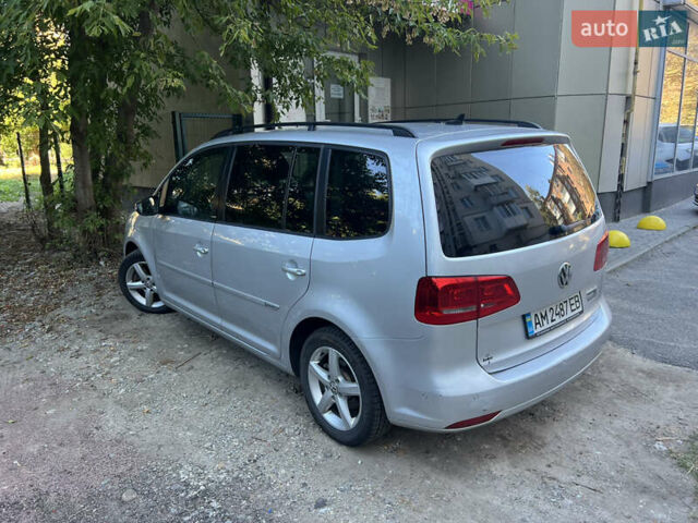 Серый Фольксваген Туран, объемом двигателя 1.98 л и пробегом 260 тыс. км за 11400 $, фото 7 на Automoto.ua