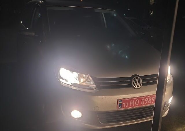 Серый Фольксваген Туран, объемом двигателя 0 л и пробегом 288 тыс. км за 9999 $, фото 6 на Automoto.ua