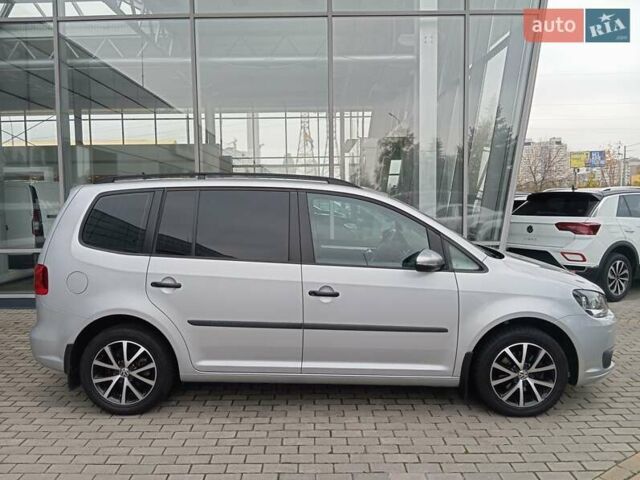 Серый Фольксваген Туран, объемом двигателя 1.39 л и пробегом 169 тыс. км за 11200 $, фото 3 на Automoto.ua