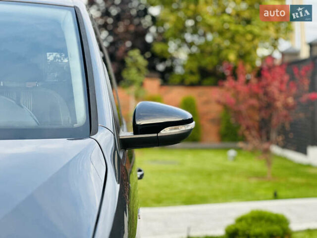 Серый Фольксваген Туран, объемом двигателя 1.6 л и пробегом 232 тыс. км за 11250 $, фото 17 на Automoto.ua