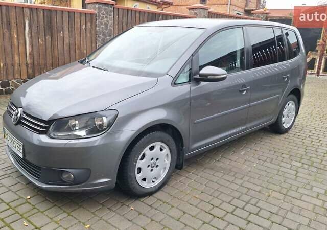 Серый Фольксваген Туран, объемом двигателя 1.97 л и пробегом 179 тыс. км за 14200 $, фото 3 на Automoto.ua