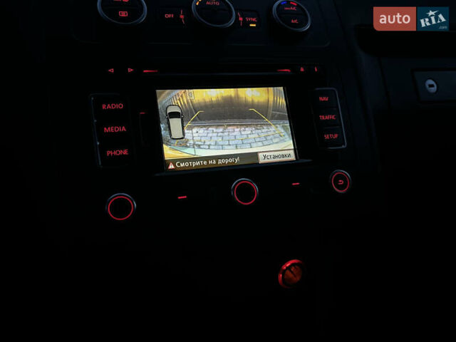 Фольксваген Туран 2013 в Сарнах на Automoto.ua Серый Фольксваген Туран, объемом двигателя 1.6 л и пробегом 249 тыс. км за 11350 $, фото 53 на Automoto.ua