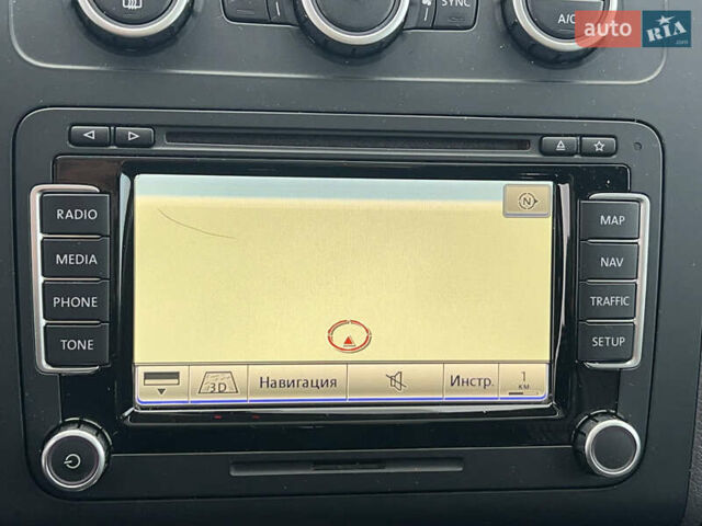 Серый Фольксваген Туран, объемом двигателя 1.97 л и пробегом 163 тыс. км за 14499 $, фото 68 на Automoto.ua