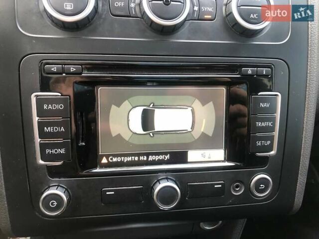 Сірий Фольксваген Туран, об'ємом двигуна 2 л та пробігом 228 тис. км за 14690 $, фото 63 на Automoto.ua