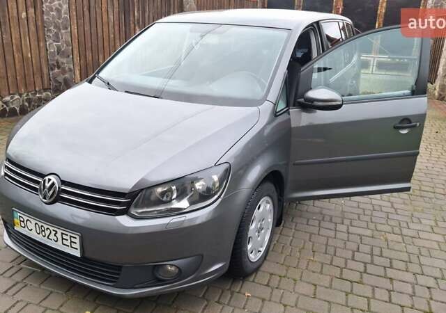 Серый Фольксваген Туран, объемом двигателя 1.97 л и пробегом 179 тыс. км за 14200 $, фото 2 на Automoto.ua