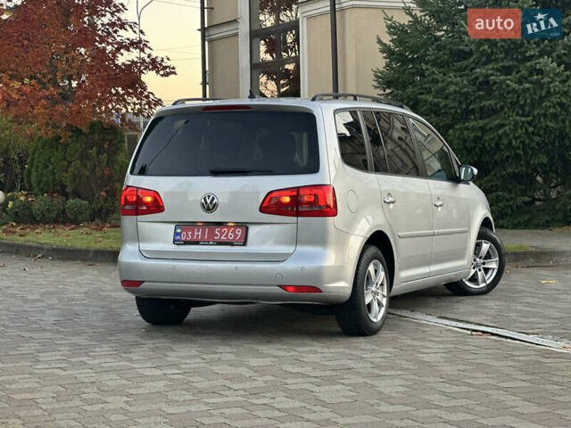 Серый Фольксваген Туран, объемом двигателя 1.6 л и пробегом 249 тыс. км за 10900 $, фото 4 на Automoto.ua