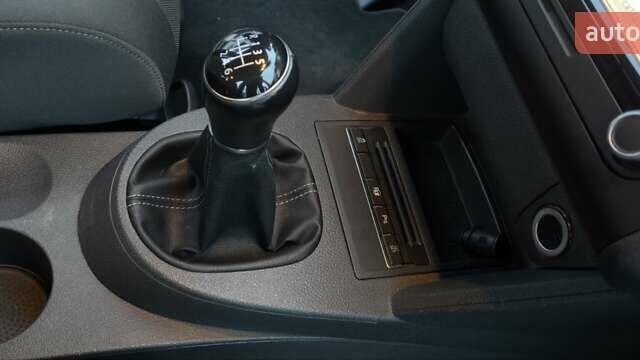 Серый Фольксваген Туран, объемом двигателя 1.4 л и пробегом 194 тыс. км за 9700 $, фото 15 на Automoto.ua