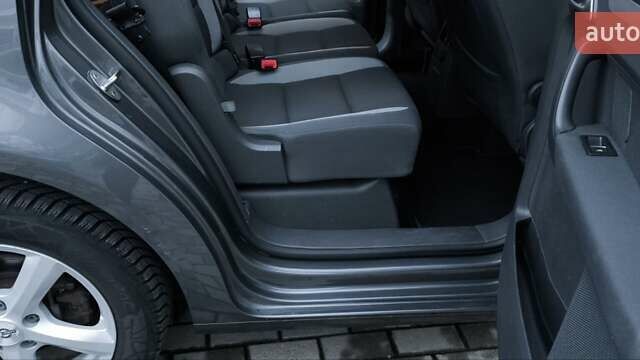 Серый Фольксваген Туран, объемом двигателя 1.4 л и пробегом 194 тыс. км за 9700 $, фото 18 на Automoto.ua