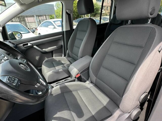 Сірий Фольксваген Туран, об'ємом двигуна 1.4 л та пробігом 213 тис. км за 9400 $, фото 9 на Automoto.ua