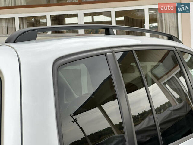 Серый Фольксваген Туран, объемом двигателя 2 л и пробегом 225 тыс. км за 10999 $, фото 59 на Automoto.ua