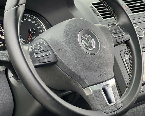 Серый Фольксваген Туран, объемом двигателя 1.97 л и пробегом 163 тыс. км за 14499 $, фото 33 на Automoto.ua