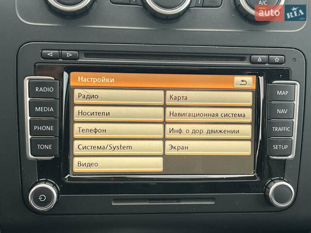 Серый Фольксваген Туран, объемом двигателя 1.97 л и пробегом 163 тыс. км за 14499 $, фото 70 на Automoto.ua