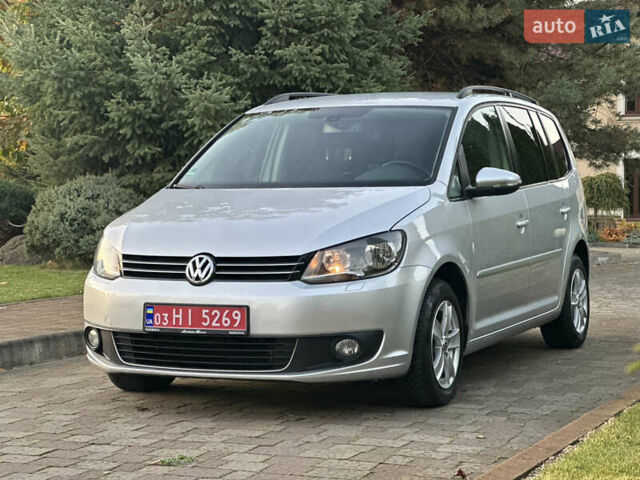Фольксваген Туран 2013 в Сарнах на Automoto.ua Серый Фольксваген Туран, объемом двигателя 1.6 л и пробегом 249 тыс. км за 11350 $, фото 15 на Automoto.ua
