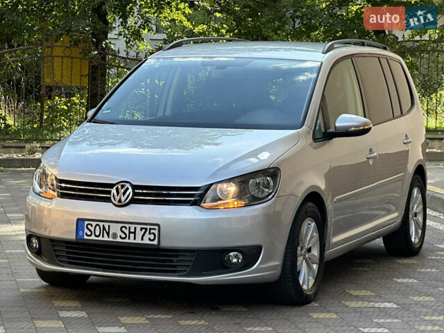 Сірий Фольксваген Туран, об'ємом двигуна 2 л та пробігом 225 тис. км за 11999 $, фото 27 на Automoto.ua