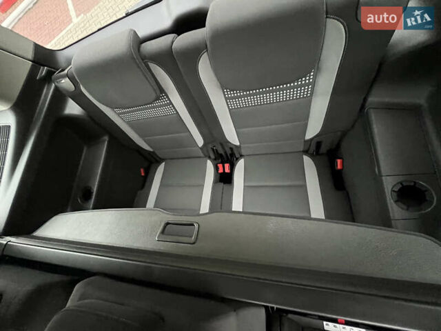 Серый Фольксваген Туран, объемом двигателя 1.6 л и пробегом 201 тыс. км за 12800 $, фото 21 на Automoto.ua