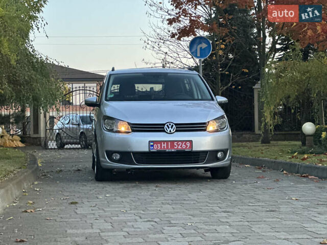 Фольксваген Туран 2013 в Сарнах на Automoto.ua Серый Фольксваген Туран, объемом двигателя 1.6 л и пробегом 249 тыс. км за 11350 $, фото 21 на Automoto.ua