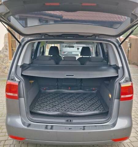 Серый Фольксваген Туран, объемом двигателя 1.97 л и пробегом 179 тыс. км за 14200 $, фото 10 на Automoto.ua