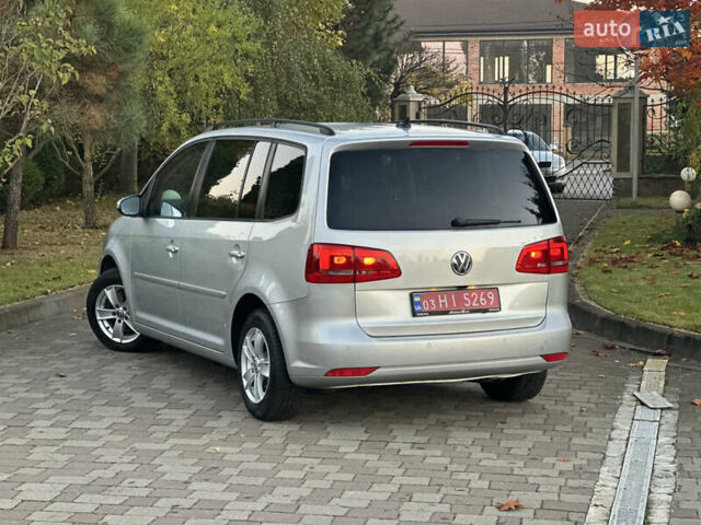 Фольксваген Туран 2013 в Сарнах на Automoto.ua Серый Фольксваген Туран, объемом двигателя 1.6 л и пробегом 249 тыс. км за 11350 $, фото 11 на Automoto.ua