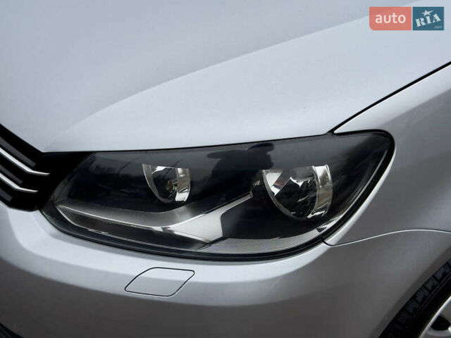 Серый Фольксваген Туран, объемом двигателя 1.39 л и пробегом 223 тыс. км за 10500 $, фото 13 на Automoto.ua