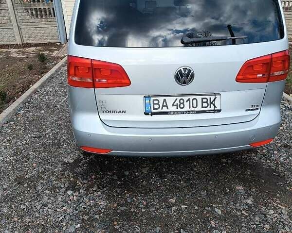 Серый Фольксваген Туран, объемом двигателя 1.6 л и пробегом 206 тыс. км за 10500 $, фото 18 на Automoto.ua