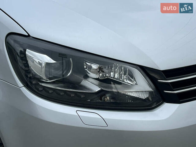 Серый Фольксваген Туран, объемом двигателя 1.97 л и пробегом 163 тыс. км за 14499 $, фото 19 на Automoto.ua