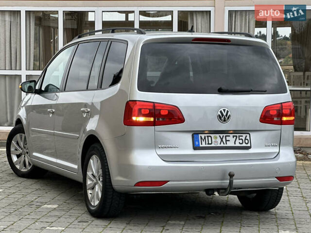 Серый Фольксваген Туран, объемом двигателя 2 л и пробегом 225 тыс. км за 10999 $, фото 71 на Automoto.ua