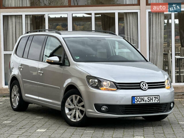 Серый Фольксваген Туран, объемом двигателя 2 л и пробегом 225 тыс. км за 10999 $, фото 6 на Automoto.ua