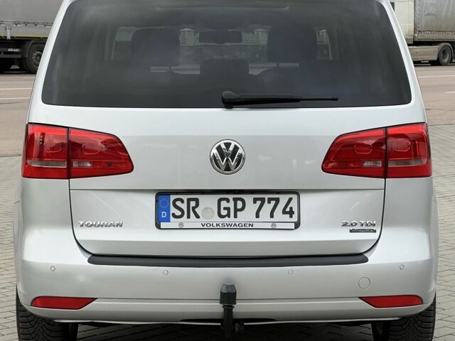 Серый Фольксваген Туран, объемом двигателя 2 л и пробегом 163 тыс. км за 14499 $, фото 2 на Automoto.ua