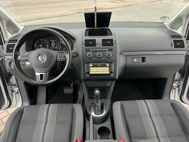 Серый Фольксваген Туран, объемом двигателя 2 л и пробегом 163 тыс. км за 14499 $, фото 11 на Automoto.ua