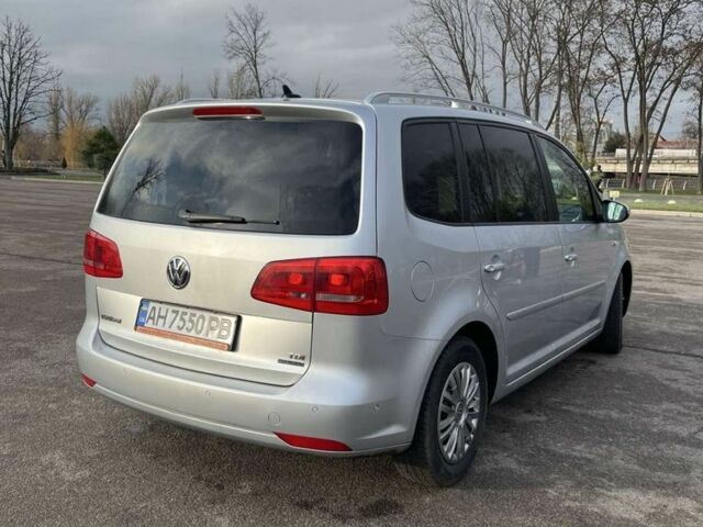 Серый Фольксваген Туран, объемом двигателя 1.6 л и пробегом 239 тыс. км за 11800 $, фото 6 на Automoto.ua