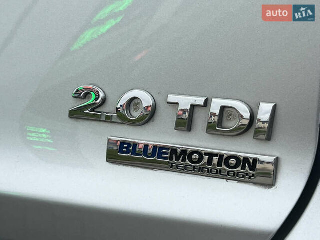 Серый Фольксваген Туран, объемом двигателя 1.97 л и пробегом 163 тыс. км за 14499 $, фото 23 на Automoto.ua