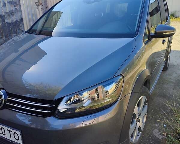 Сірий Фольксваген Туран, об'ємом двигуна 2 л та пробігом 193 тис. км за 16200 $, фото 1 на Automoto.ua