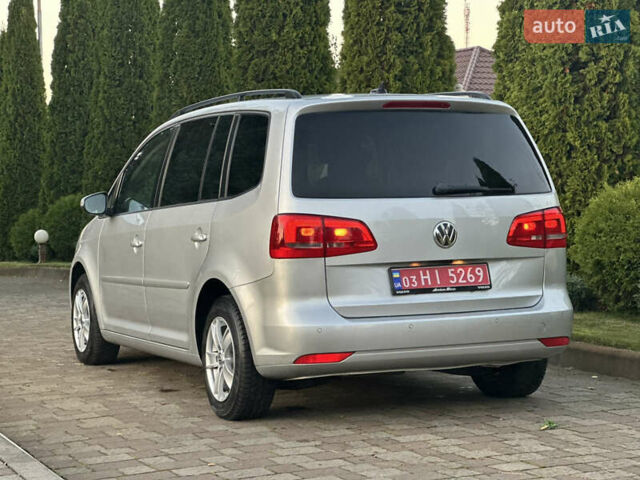 Фольксваген Туран 2013 в Сарнах на Automoto.ua Серый Фольксваген Туран, объемом двигателя 1.6 л и пробегом 249 тыс. км за 11350 $, фото 17 на Automoto.ua