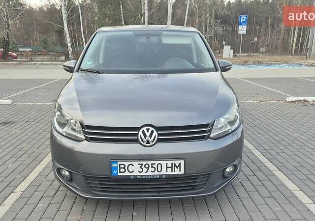 Серый Фольксваген Туран, объемом двигателя 1.6 л и пробегом 300 тыс. км за 10500 $, фото 3 на Automoto.ua