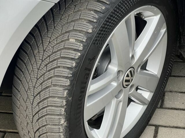 Серый Фольксваген Туран, объемом двигателя 2 л и пробегом 163 тыс. км за 14499 $, фото 13 на Automoto.ua