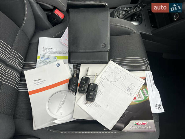 Серый Фольксваген Туран, объемом двигателя 1.97 л и пробегом 163 тыс. км за 14499 $, фото 92 на Automoto.ua