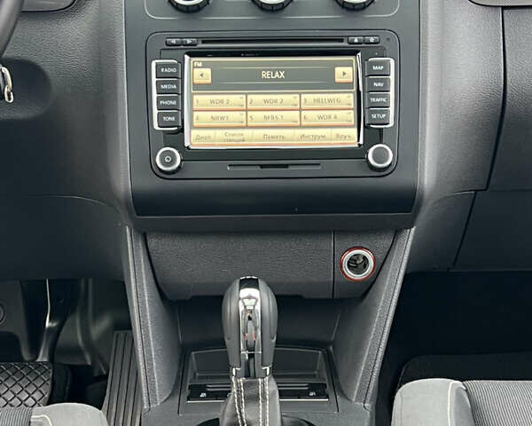 Серый Фольксваген Туран, объемом двигателя 1.97 л и пробегом 163 тыс. км за 14499 $, фото 49 на Automoto.ua