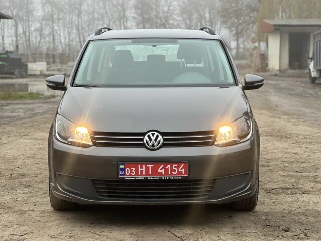Серый Фольксваген Туран, объемом двигателя 1.6 л и пробегом 227 тыс. км за 9350 $, фото 3 на Automoto.ua