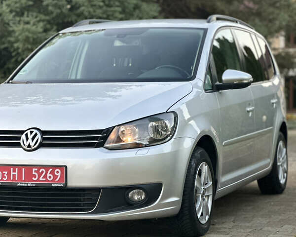 Сірий Фольксваген Туран, об'ємом двигуна 1.6 л та пробігом 249 тис. км за 10750 $, фото 13 на Automoto.ua