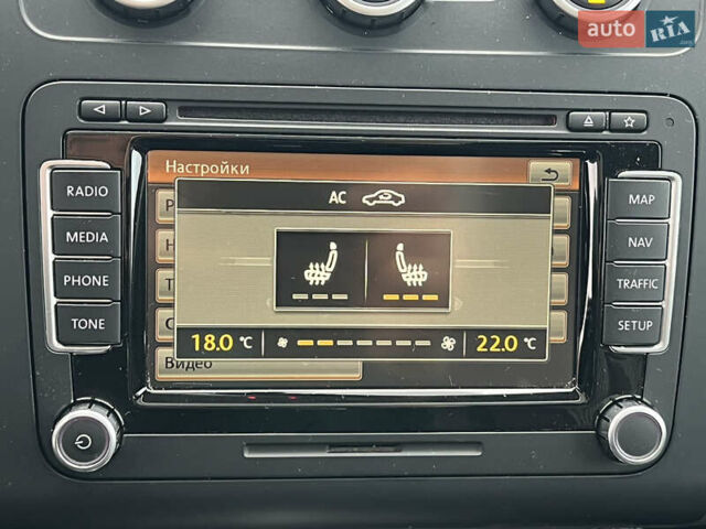 Серый Фольксваген Туран, объемом двигателя 1.97 л и пробегом 163 тыс. км за 14499 $, фото 74 на Automoto.ua