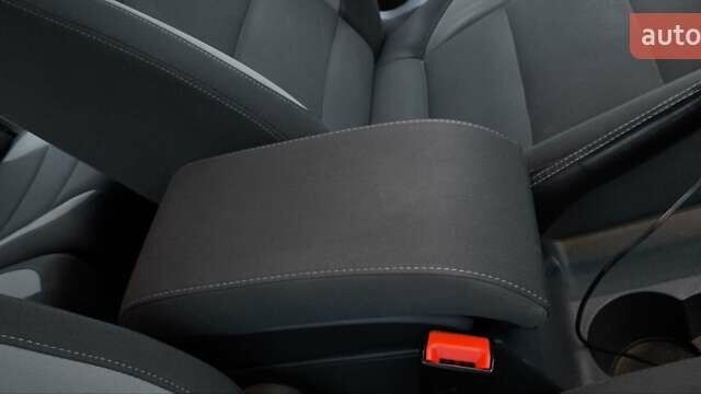 Серый Фольксваген Туран, объемом двигателя 1.4 л и пробегом 194 тыс. км за 9700 $, фото 10 на Automoto.ua