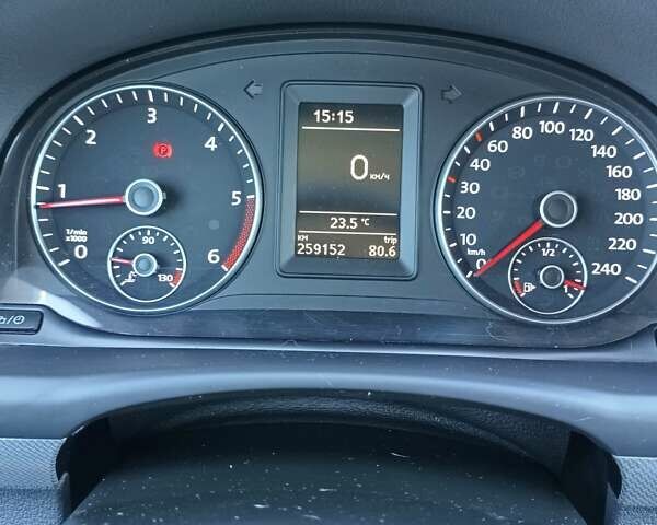 Серый Фольксваген Туран, объемом двигателя 1.6 л и пробегом 259 тыс. км за 12200 $, фото 8 на Automoto.ua