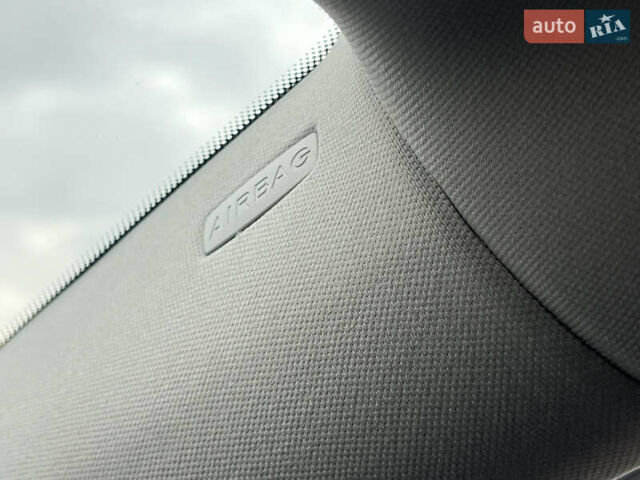 Серый Фольксваген Туран, объемом двигателя 1.97 л и пробегом 163 тыс. км за 14499 $, фото 55 на Automoto.ua