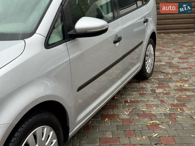 Серый Фольксваген Туран, объемом двигателя 1.39 л и пробегом 223 тыс. км за 10500 $, фото 34 на Automoto.ua