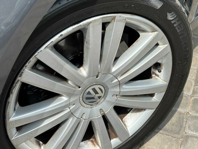 Сірий Фольксваген Туран, об'ємом двигуна 1.4 л та пробігом 213 тис. км за 9400 $, фото 2 на Automoto.ua