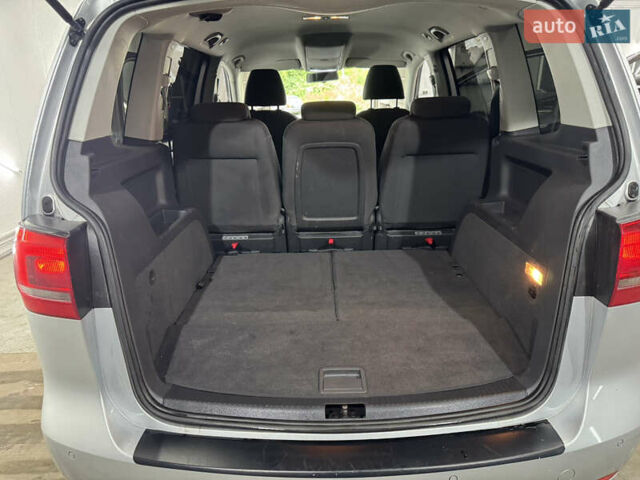 Серый Фольксваген Туран, объемом двигателя 0 л и пробегом 256 тыс. км за 11190 $, фото 52 на Automoto.ua