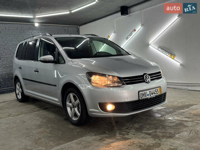 Серый Фольксваген Туран, объемом двигателя 0 л и пробегом 256 тыс. км за 11190 $, фото 6 на Automoto.ua