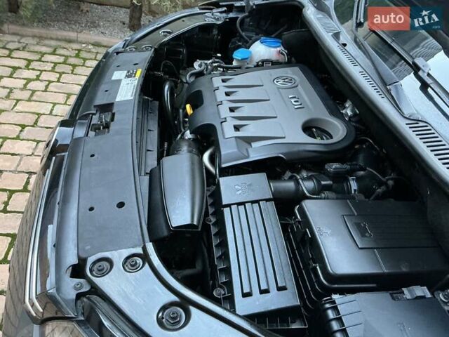 Сірий Фольксваген Туран, об'ємом двигуна 1.6 л та пробігом 252 тис. км за 10900 $, фото 24 на Automoto.ua