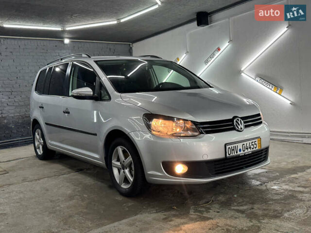Серый Фольксваген Туран, объемом двигателя 0 л и пробегом 256 тыс. км за 11190 $, фото 7 на Automoto.ua